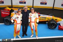 Fernando Alonso, Nelson Piquet Jnr, Flavio Briatore, Renault, Autodromo do Algarve, 2009