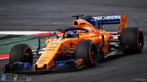 Hamilton wants to see McLaren “in the mix with us this year”