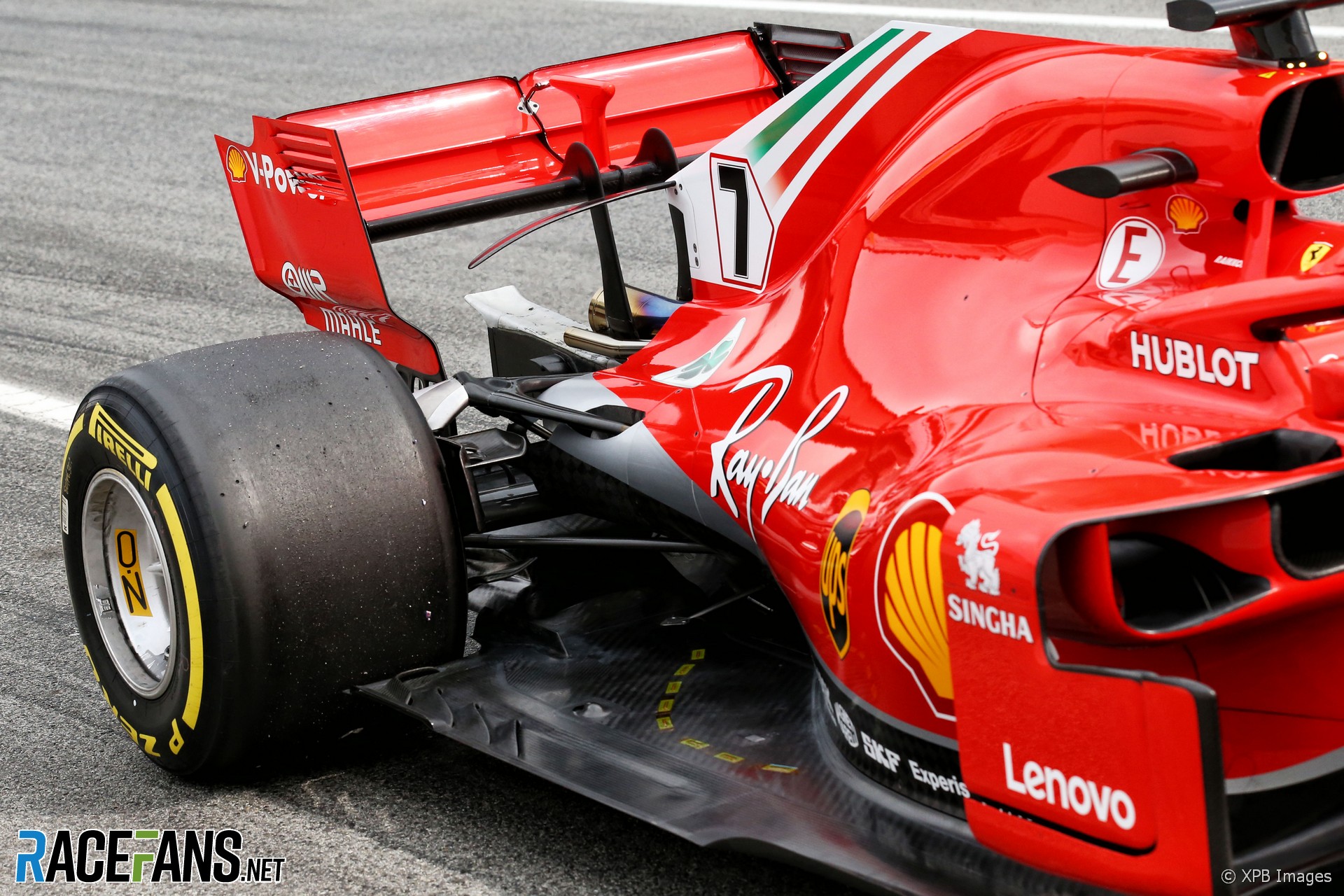 Ferrari SF71H rear suspension, Circuit de Catalunya, 2018