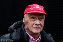 Lauda back in intensive care after developing flu