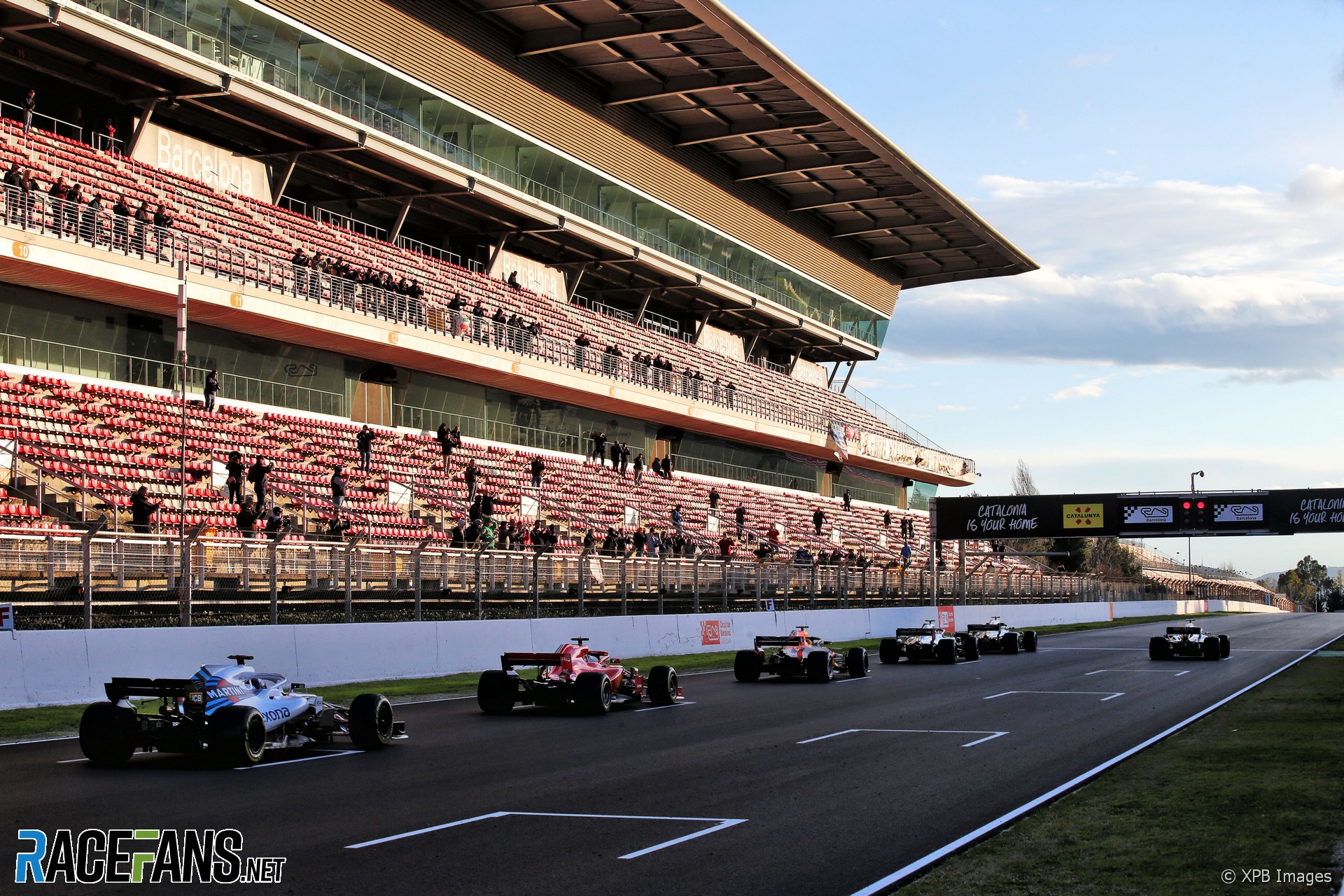 Cars on the grid, Circuit de Catalunya, 2018