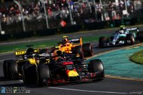 F1 approves car changes to increase overtaking in 2019