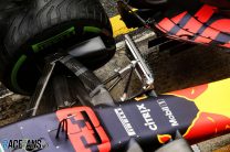 Red Bull RB14 front suspension, Circuit de Catalunya, 2018
