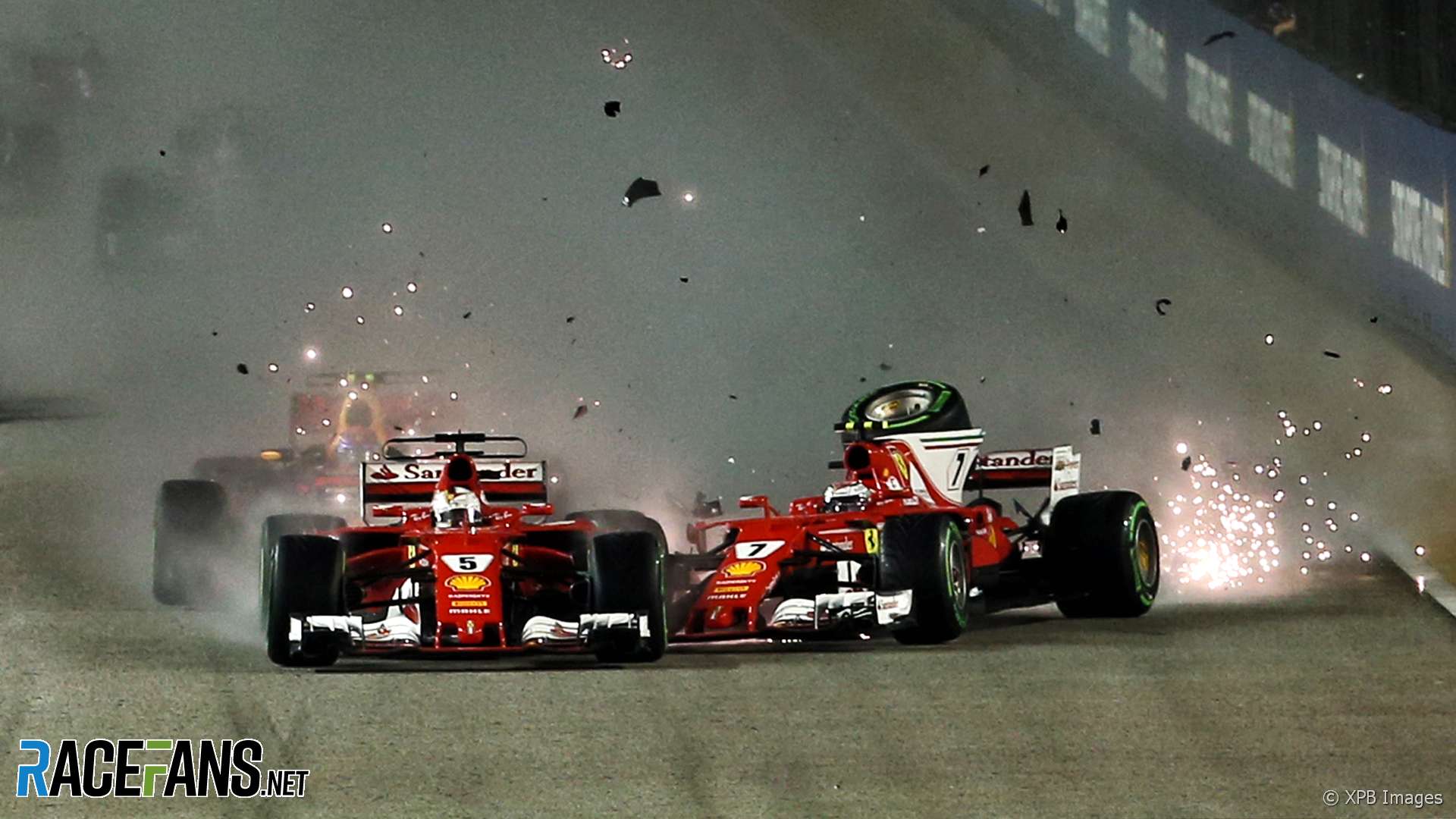 Sebastian Vettel, Kimi Raikkonen, Ferrari, Singapore, 2017