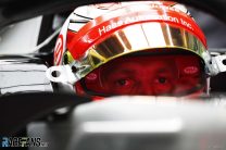 Magnussen feels “lucky” to miss Q3