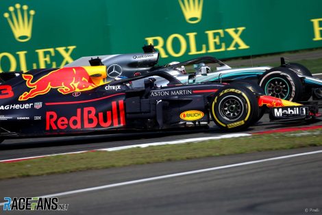 Daniel Ricciardo, Valtteri Bottas, Shanghai International Circuit, 2018