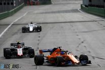 Fernando Alonso, McLaren, Baku City Circuit, 2018