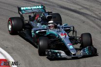 Mercedes are “very strong” despite slower times, warns Ricciardo