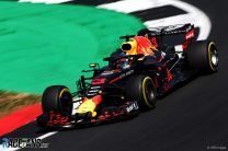 Rising downforce levels make F1 look easy, Ricciardo warns