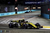 Carlos Sainz Jnr, Renault, Singapore, 2018
