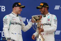 Hamilton willing to give Bottas a win back