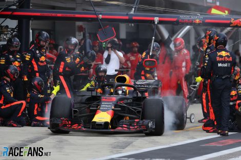 Daniel Ricciardo, Red Bull, Sochi Autodrom, 2018