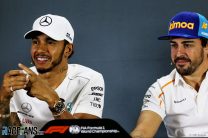 “If he is at 100% it will be amazing”: Hamilton and Alonso welcome Kubica back