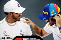 Lewis Hamilton, Fernando Alonso, Yas Marina, 2018