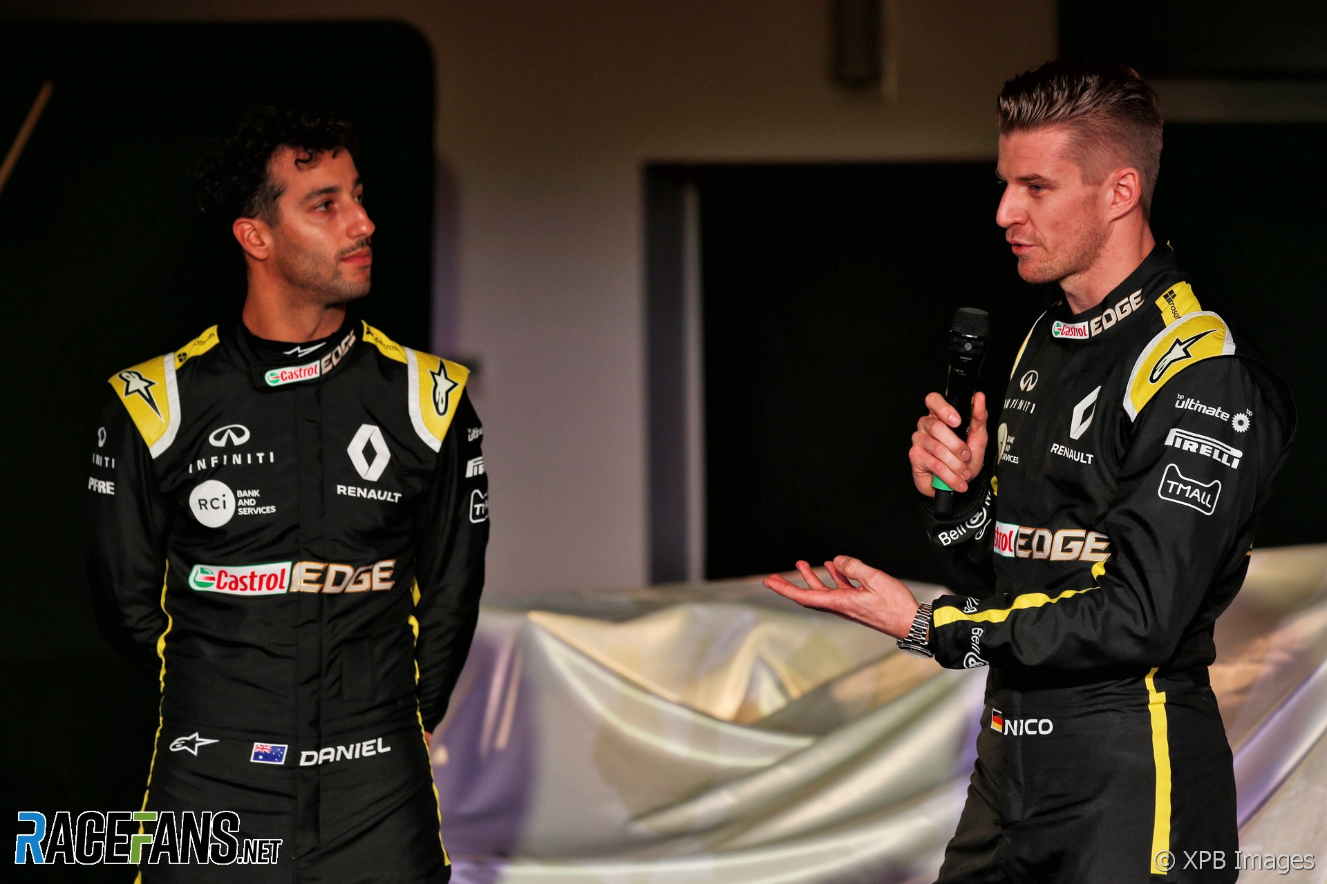 Renault 2019 F1 livery launch
