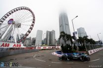 Vandoorne takes first pole in wet Hong Kong qualifying