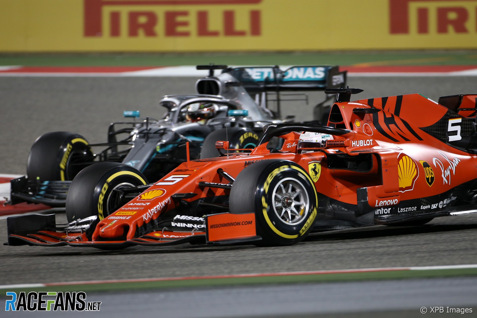 Sebastian Vettel, Lewis Hamilton, Bahrain International Circuit, 2019