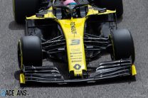 Daniel Ricciardo, Renault, Bahrain International Circuit