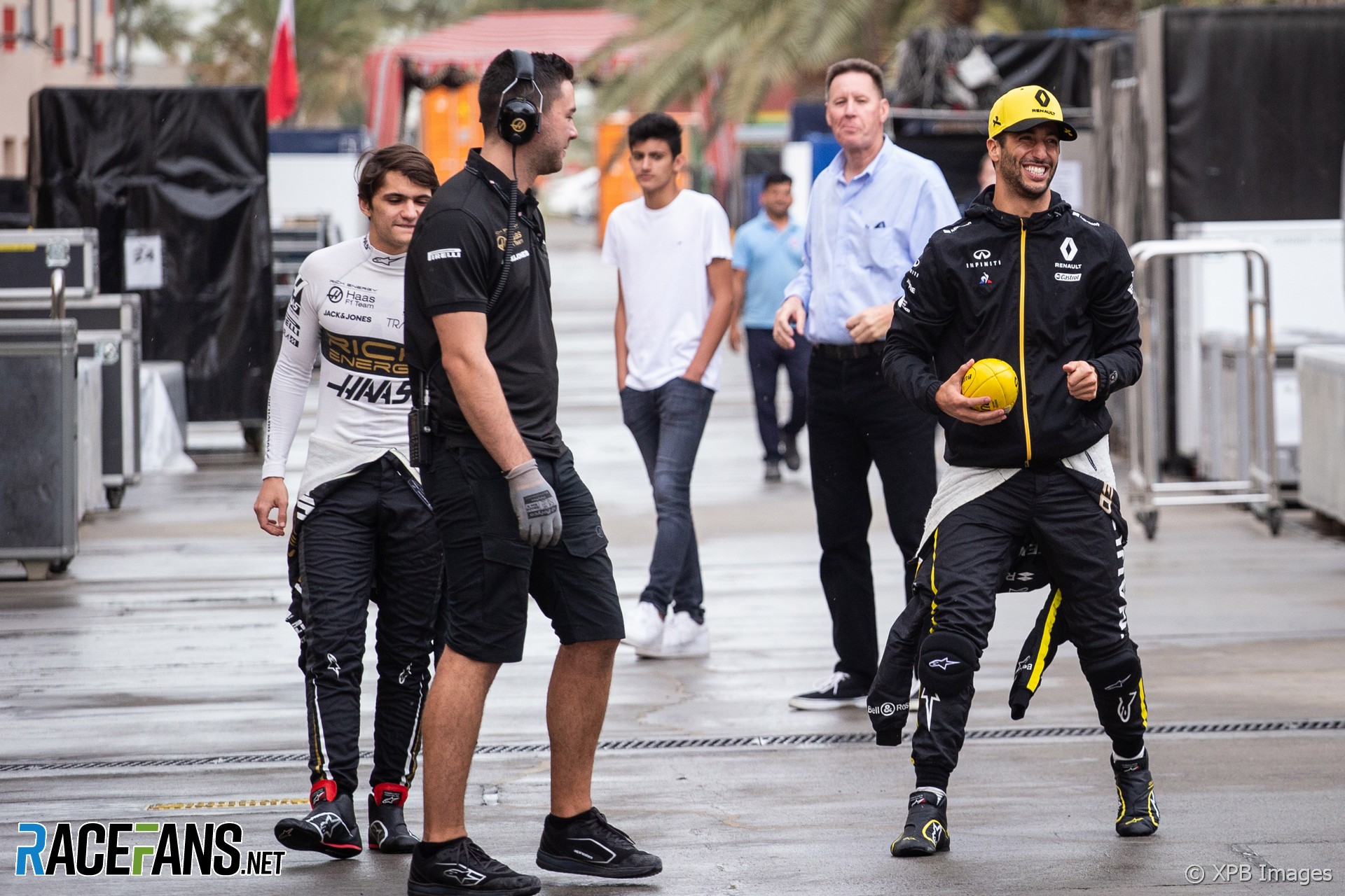 Pietro Fittipaldi, Daniel Ricciardo, Bahrain International Circuit, 2019