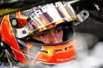 Jack Aitken, Renault, Bahrain International Circuit