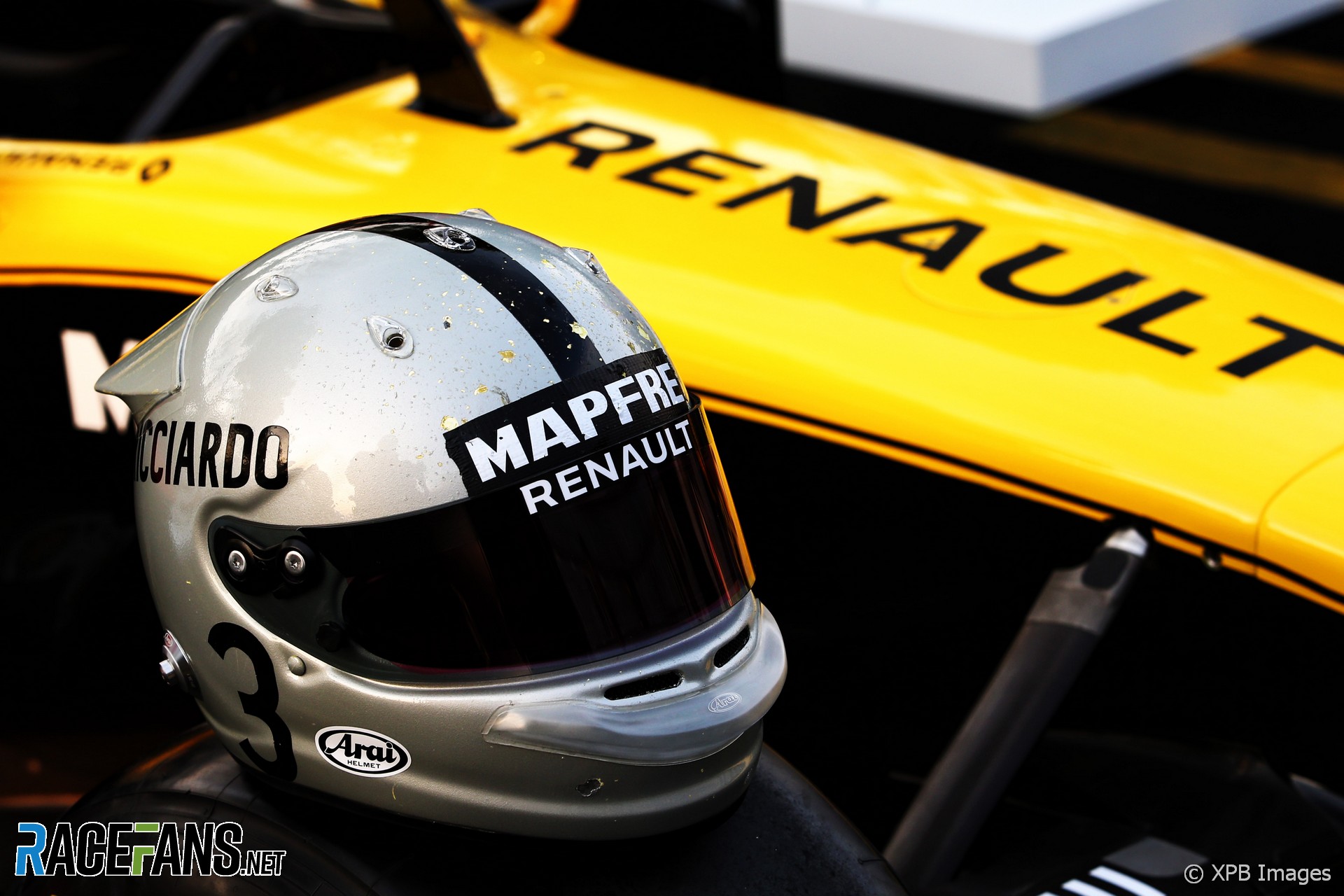 Daniel Ricciardo helmet, 2019 . RaceFans1920 x 1280