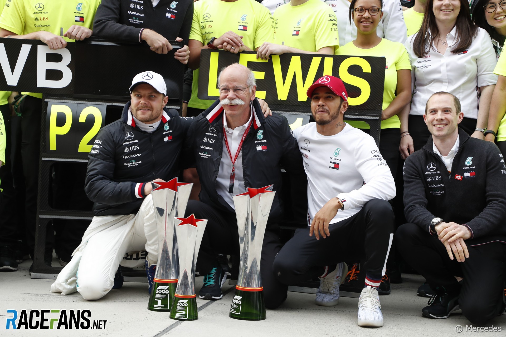 Valtteri Bottas, Dieter Zetsche, Lewis Hamilton, Mercedes, Shanghai International Circuit, 2019