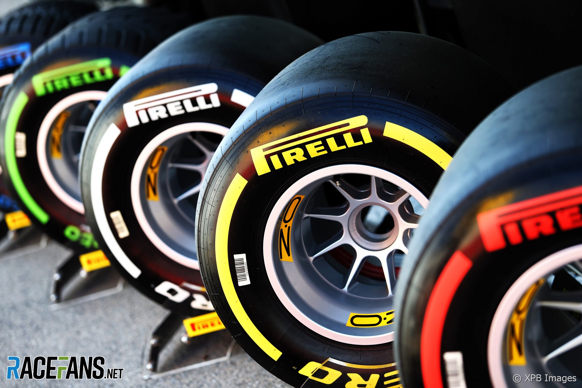 Pirelli tyres, Circuit de Catalunya, 2019