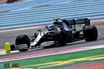 Mercedes lead first practice as drivers struggle on hot track