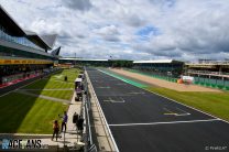 Silverstone open to holding second F1 race on reverse track