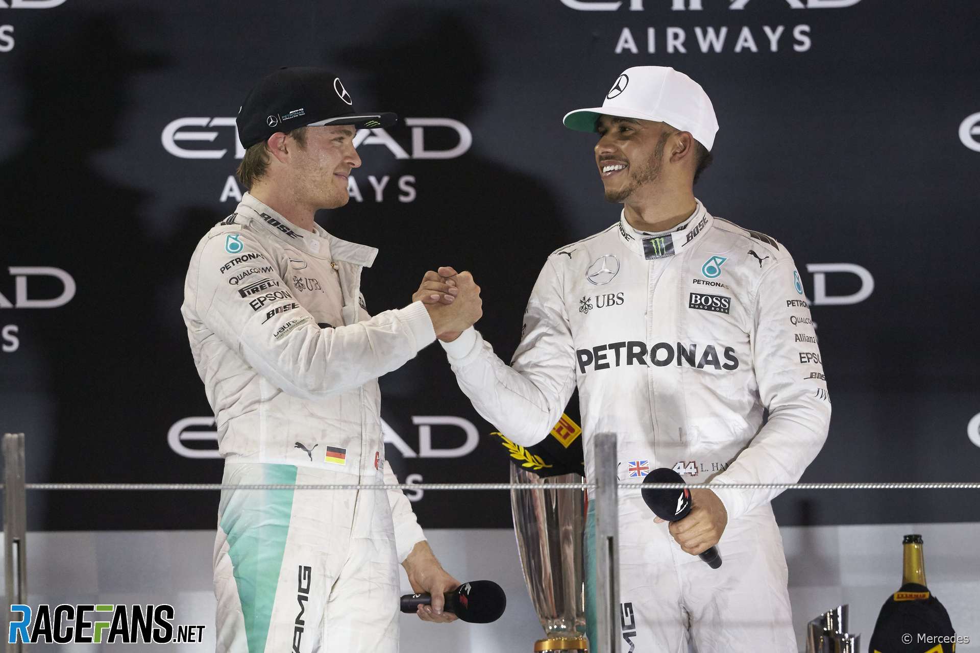 Nico Rosberg, Lewis Hamilton, Mercedes, Yas Marina, 2016