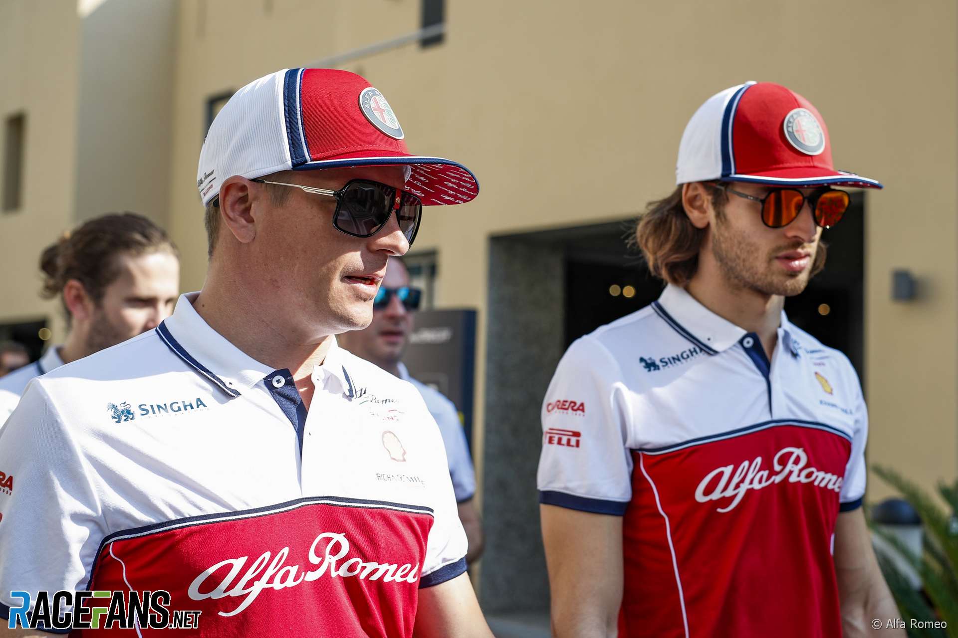 Antonio Giovinazzi, Kimi Raikkonen, Alfa Romeo, Interlagos, 2019