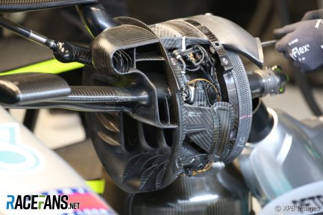 Mercedes W11 brake duct, Circuit de Catalunya, 2020