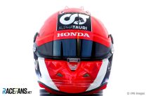 Daniil Kvyat 2020 helmet