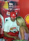 Michael Schumacher mit Ehefrau Corinna in der Ferrari-Box heute beim Qualifying