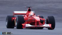 Michael Schumacher im Ferrari heute morgen beim Warm Up