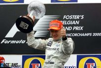 Jubel Mika Hakkinen nach seinem Sieg heute beim Formel 1 Grand Prix in Spa