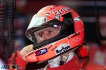 Michael Schumacher in der Ferrari-Box heute beim Warmup in Spa