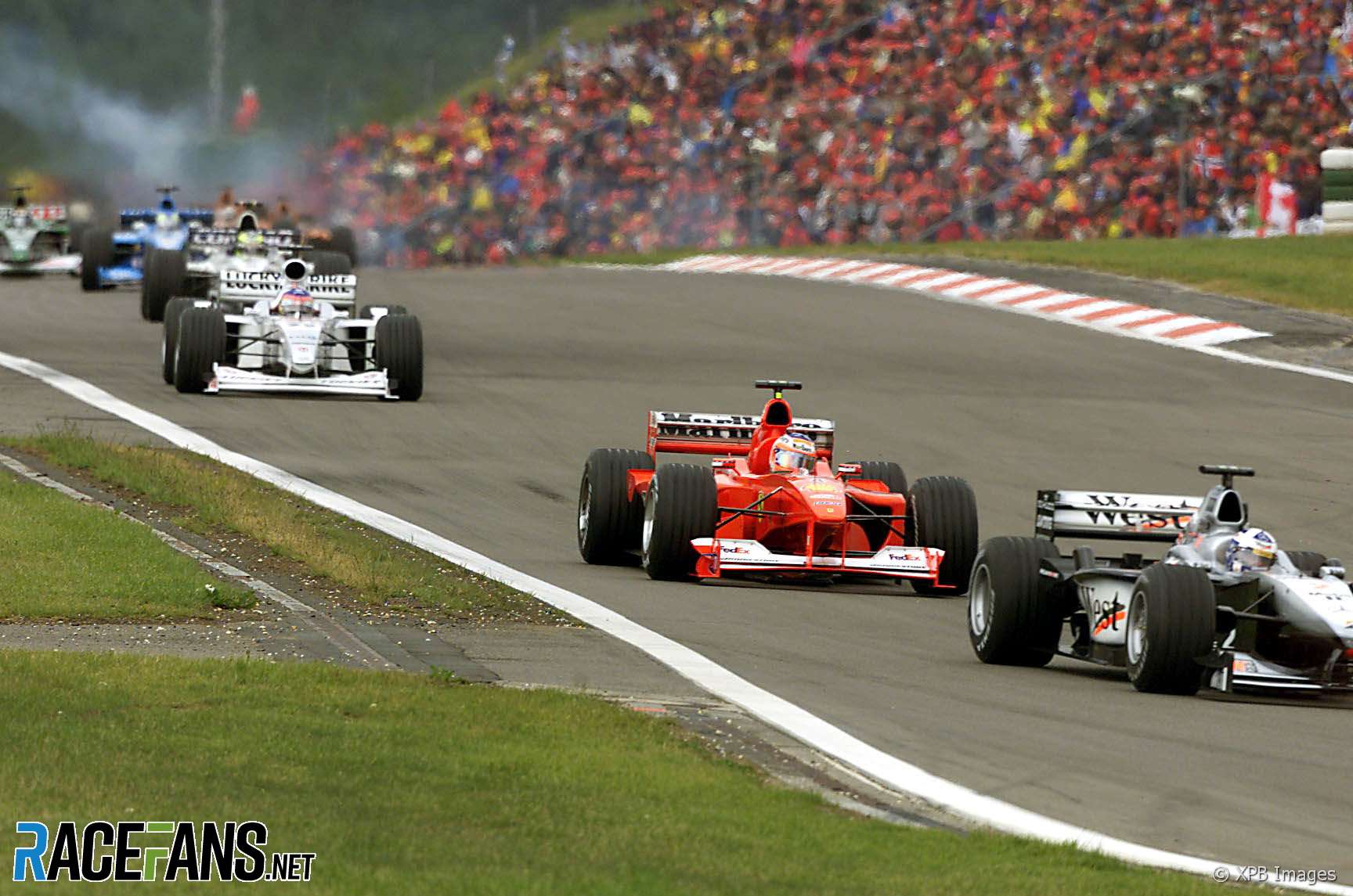 David Coulthard. Rubens Barrichello, Nurburgring, 2000