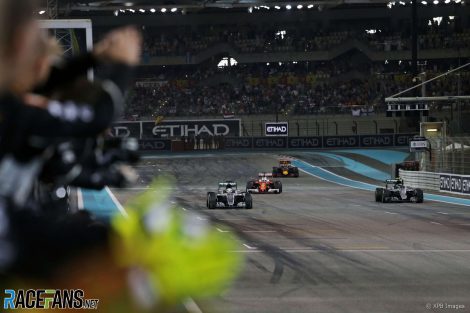 Lewis Hamilton, Nico Rosberg, Sebastian Vettel, Max Verstappen, Yas Marina, 2016