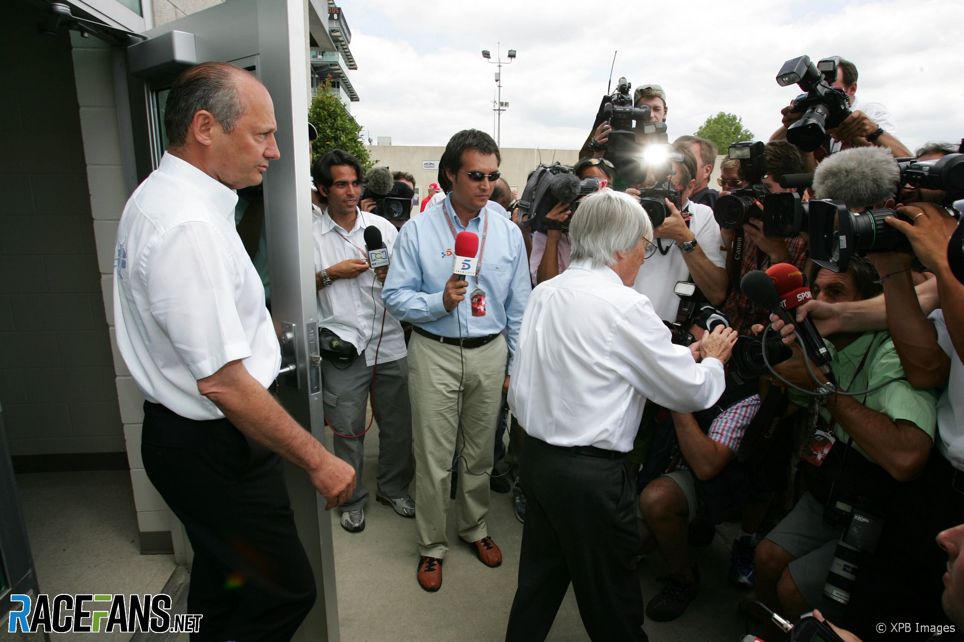 Ron Dennis, Bernie Ecclestone, Indianapolis, 2005