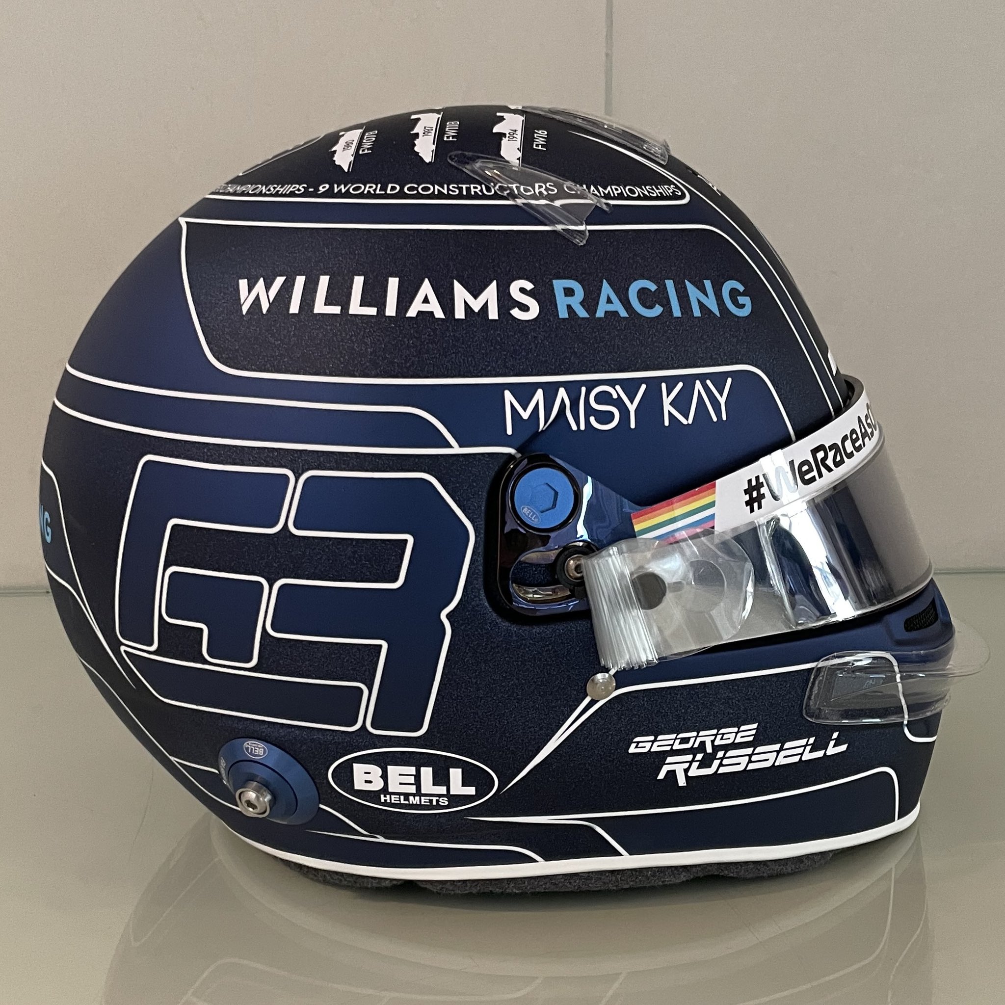 George Russell's 2020 Abu Dhabi Grand Prix helmet