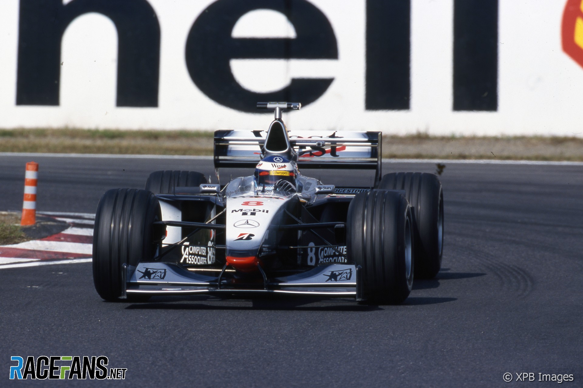Mika Hakkinen, McLaren, Suzuka, 1998