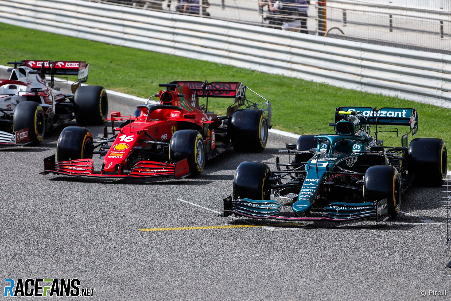 Mercedes and Ferrari, Bahrain International Circuit, 2021