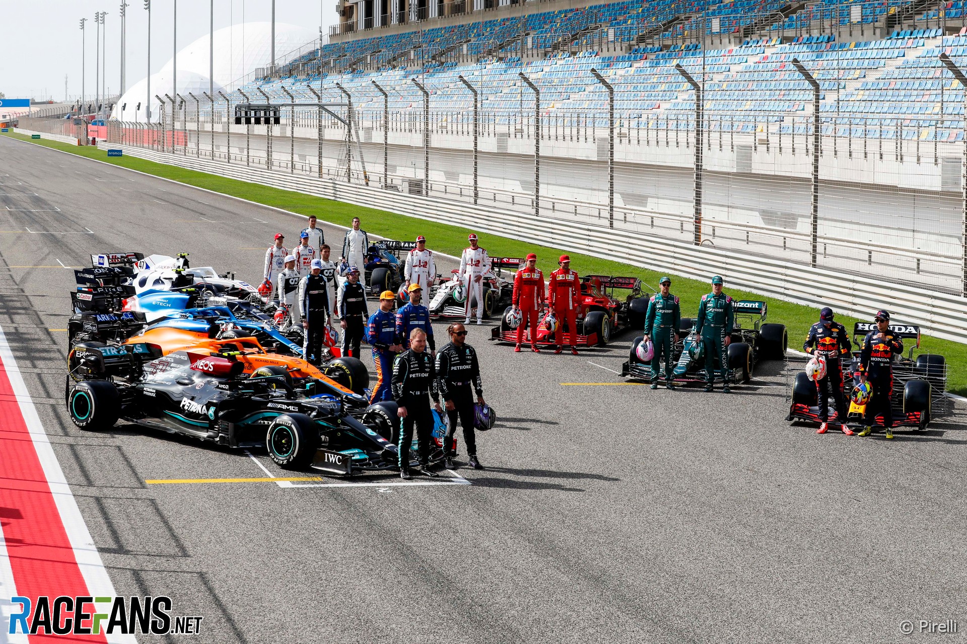 F1 drivers and cars, Bahrain International Circuit, 2021