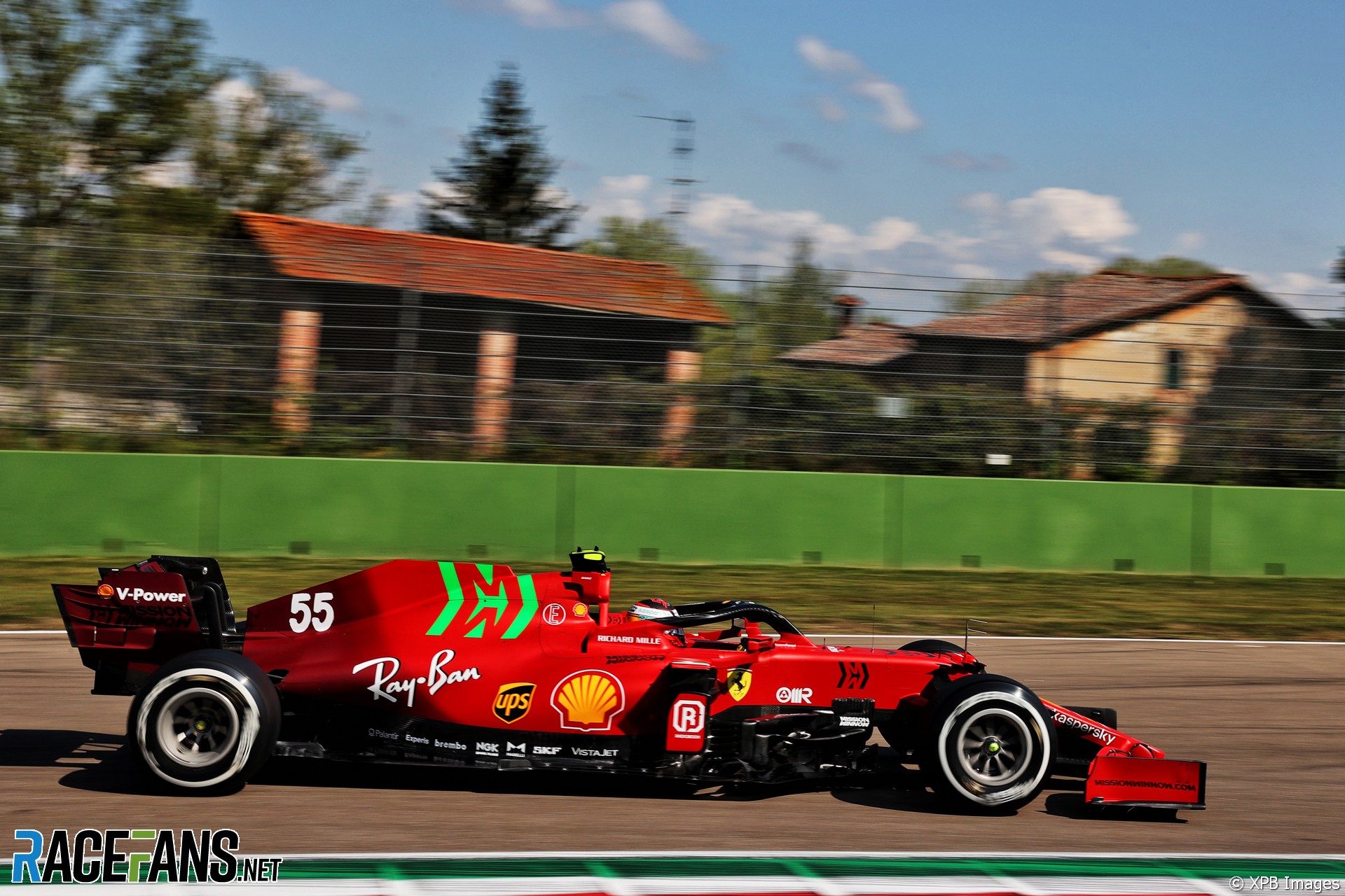 Carlos Sainz Jnr, Ferrari, Imola, 2021