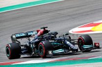 Hamilton expects “close” fight with Red Bull but says tyres are too hard