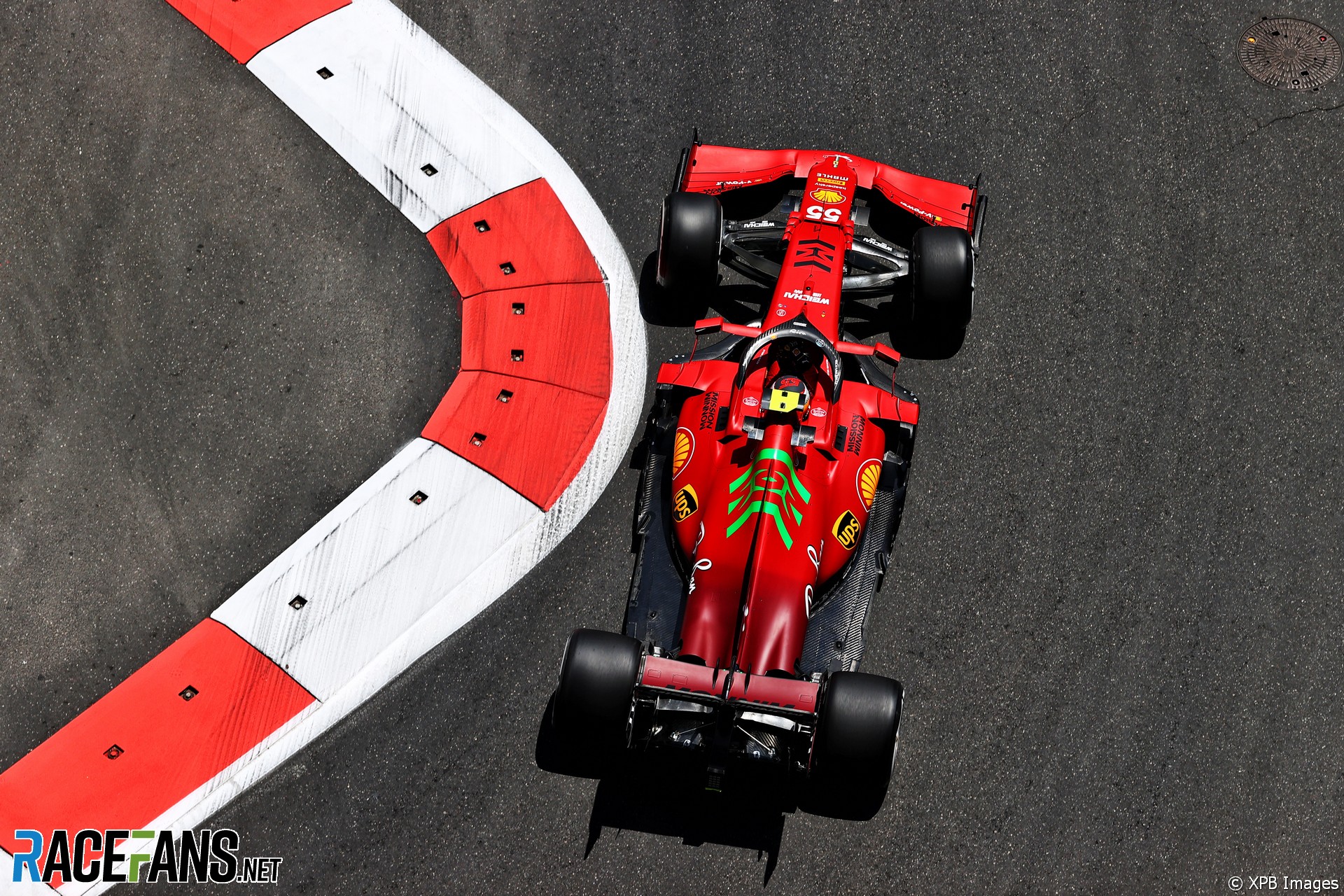 Carlos Sainz Jnr, Ferrari, Baku City Circuit, 2021