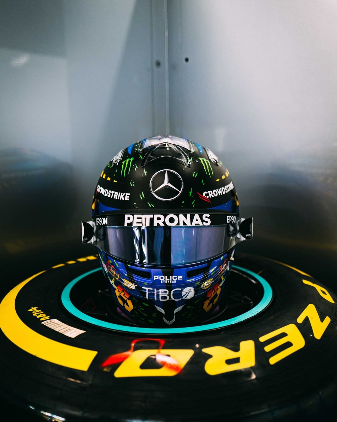 Lewis Hamilton's 2021 British Grand Prix helmet