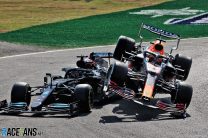 Max Verstappen and Lewis Hamilton crash, Monza, 2021