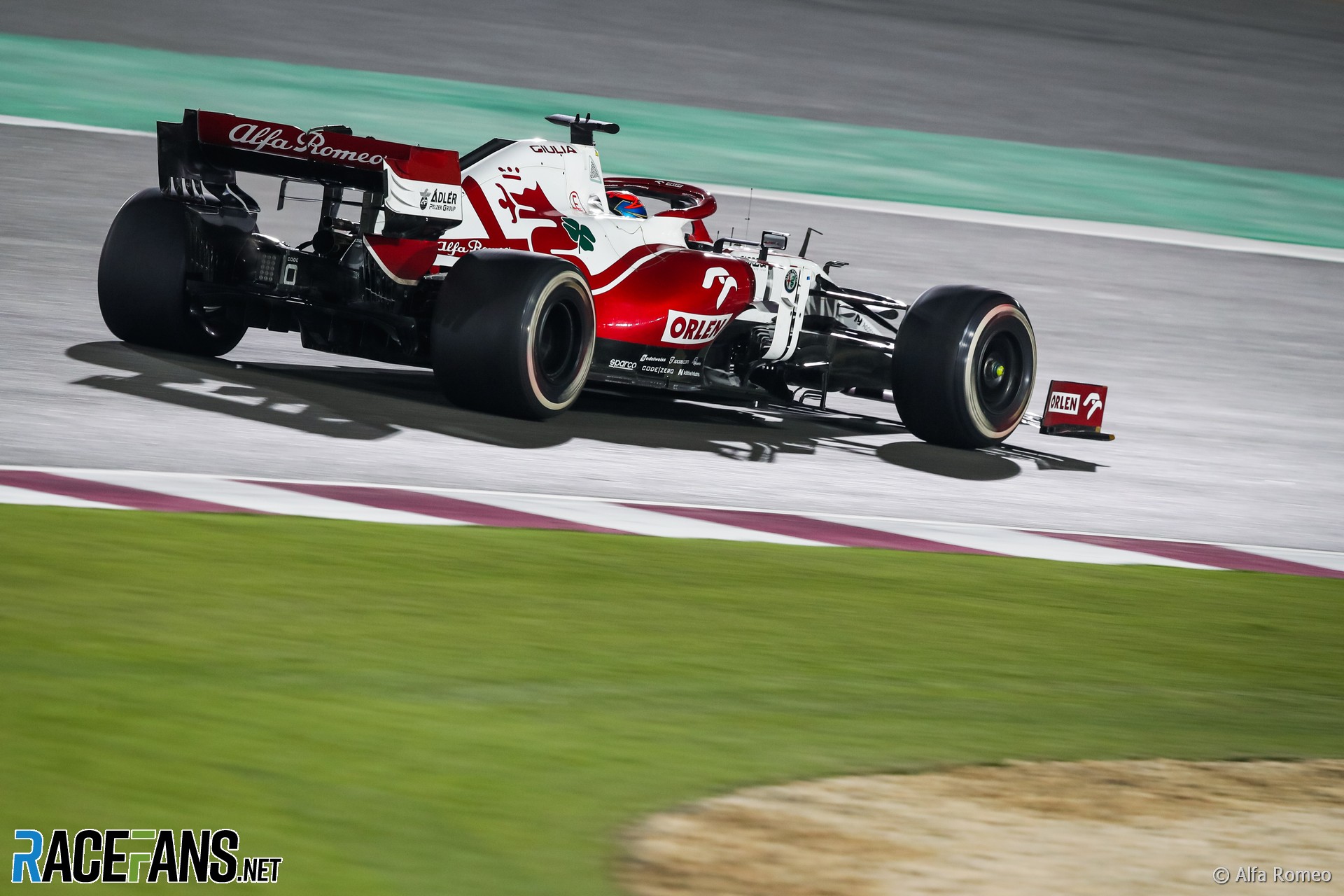 Kimi Raikkonen, Alfa Romeo, Losail International Circuit, 2021